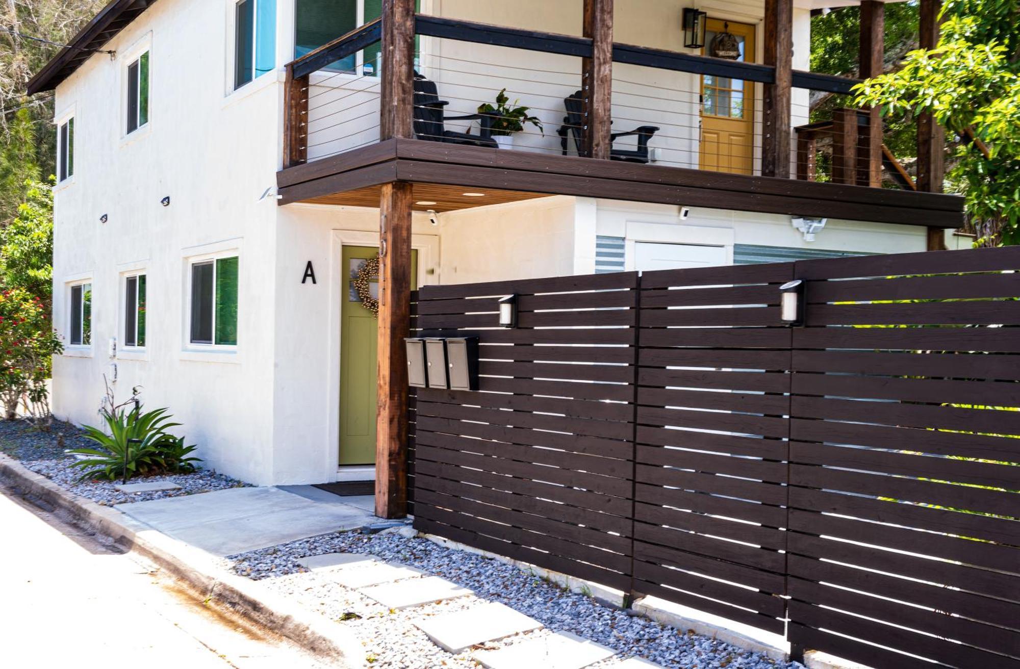 Shares Courtyard Luxury Apt - New! Rockledge Ruang foto