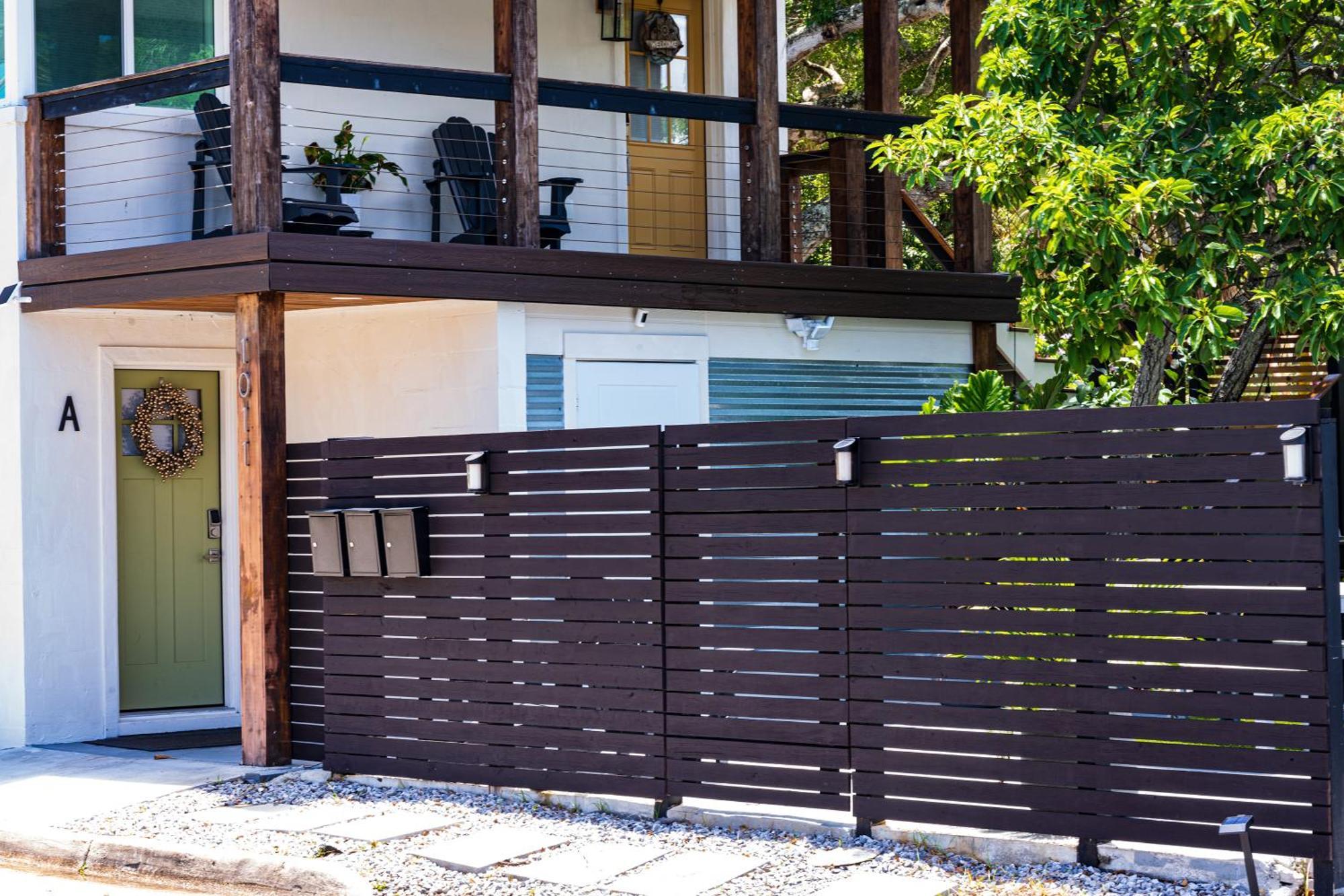 Shares Courtyard Luxury Apt - New! Rockledge Ruang foto
